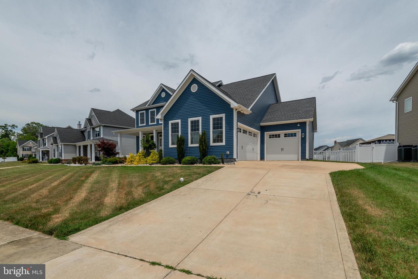1006 Maiden Grass Dr Property Photo 9