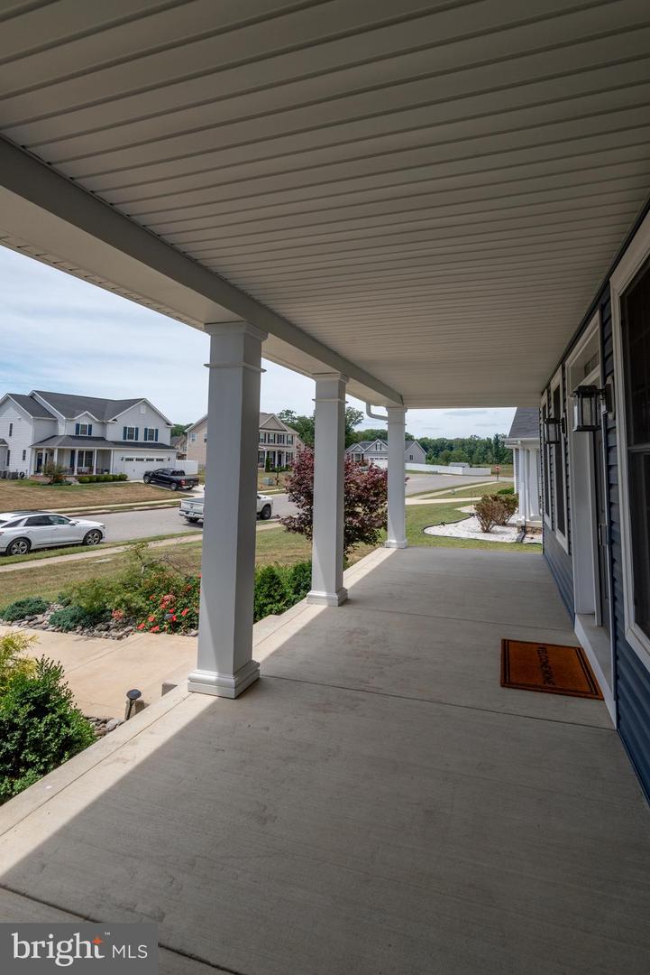 1006 Maiden Grass Dr Property Photo 11