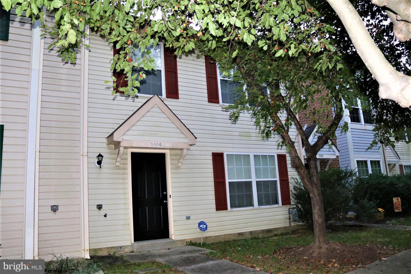 5506 IRISH LORD PL Property Photo 1