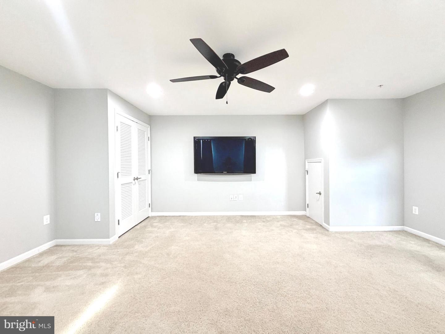 1057 Agricopia Dr Property Photo 5