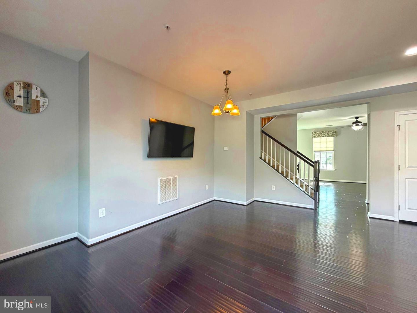 1057 Agricopia Dr Property Photo 24