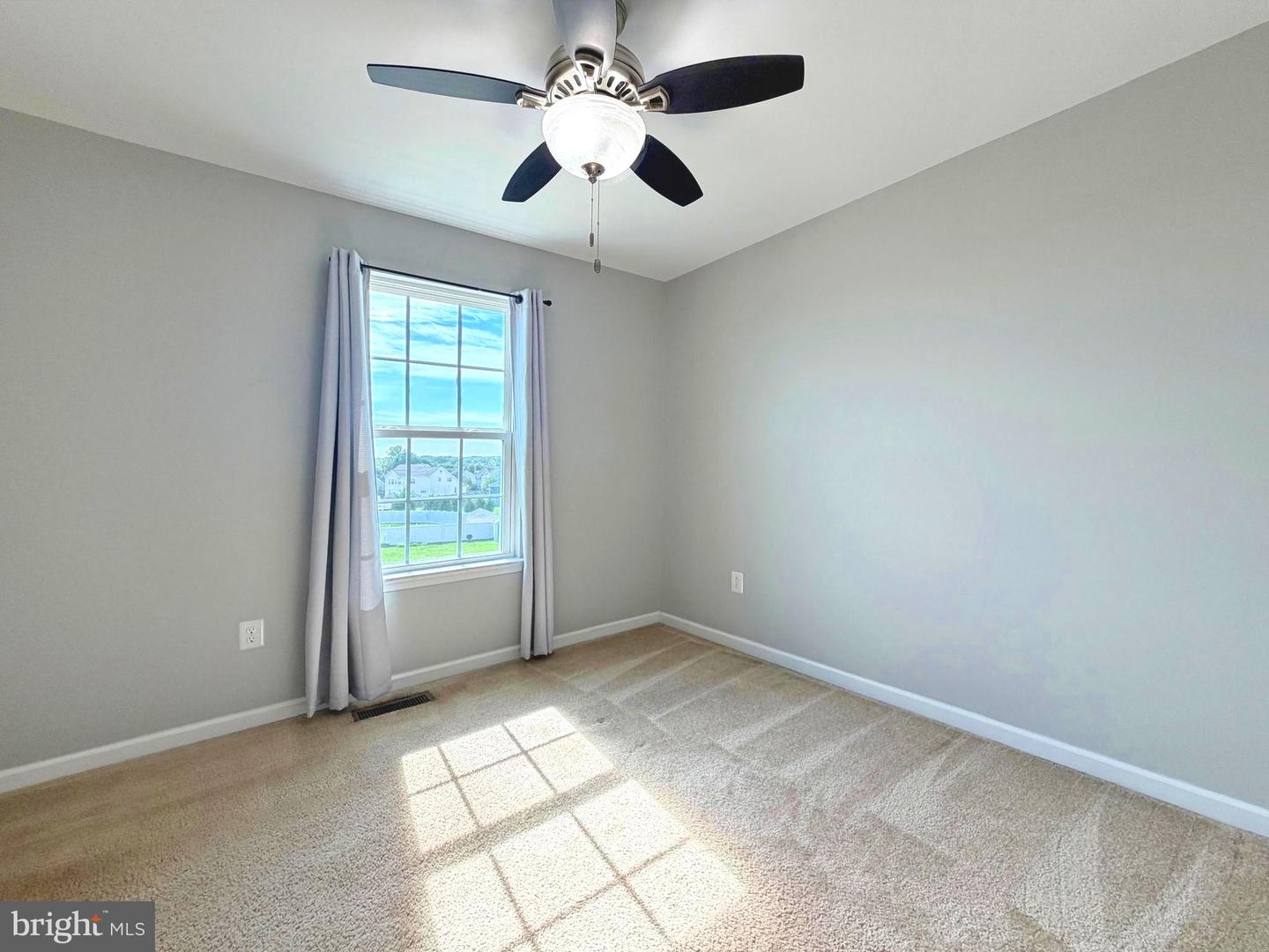 1057 Agricopia Dr Property Photo 42