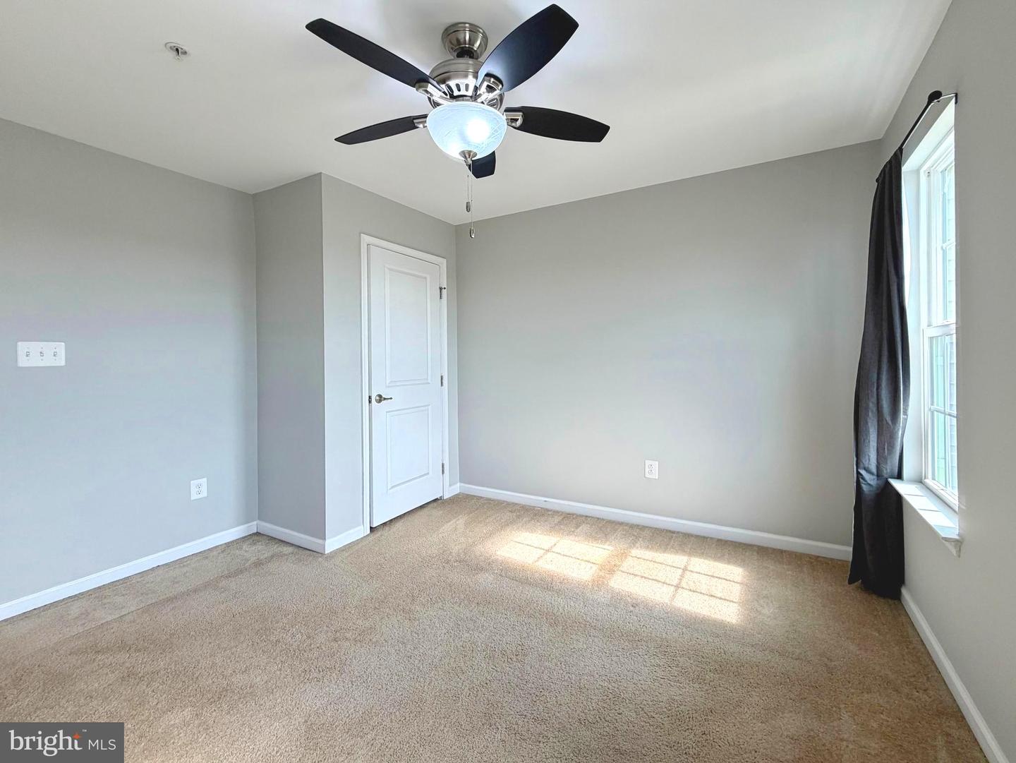 1057 Agricopia Dr Property Photo 44