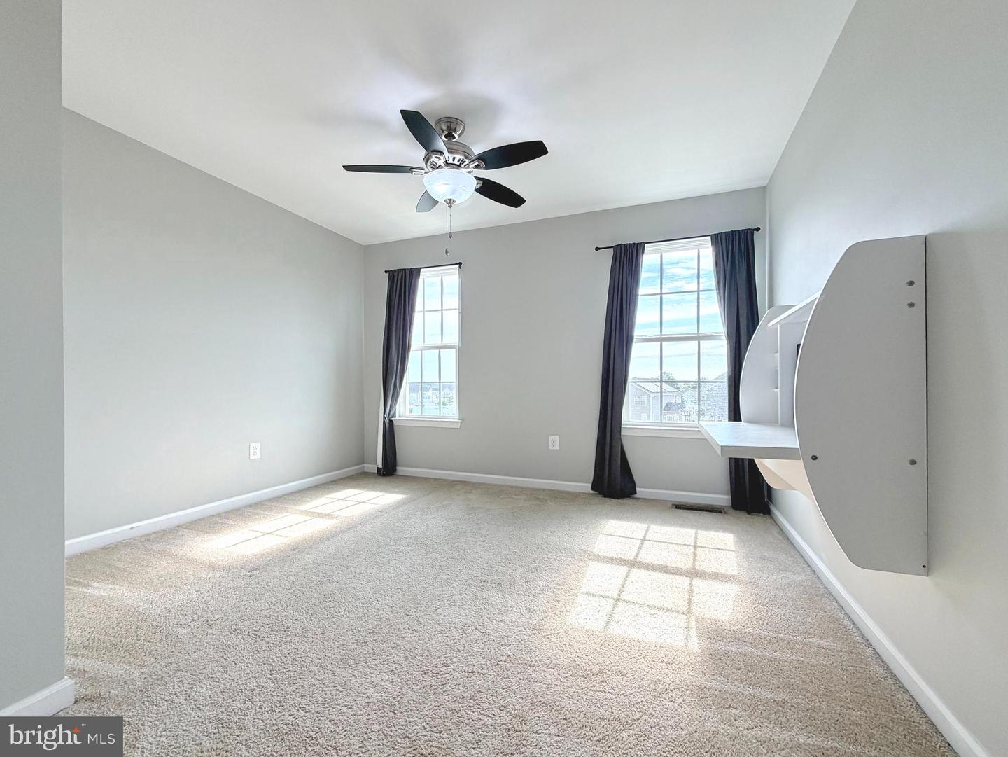 1057 Agricopia Dr Property Photo 45