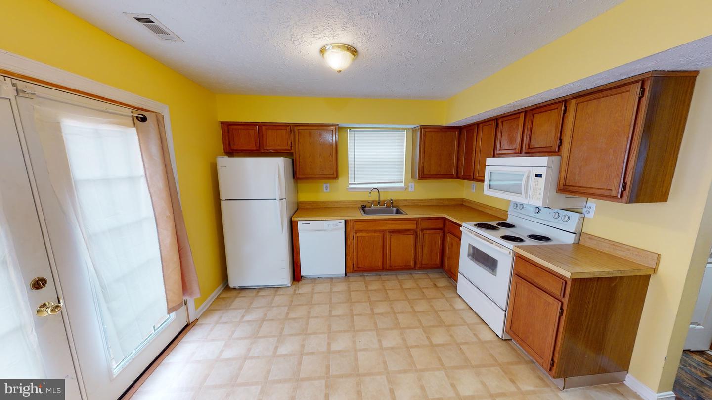 6510 Alopex Rd Property Photo 12