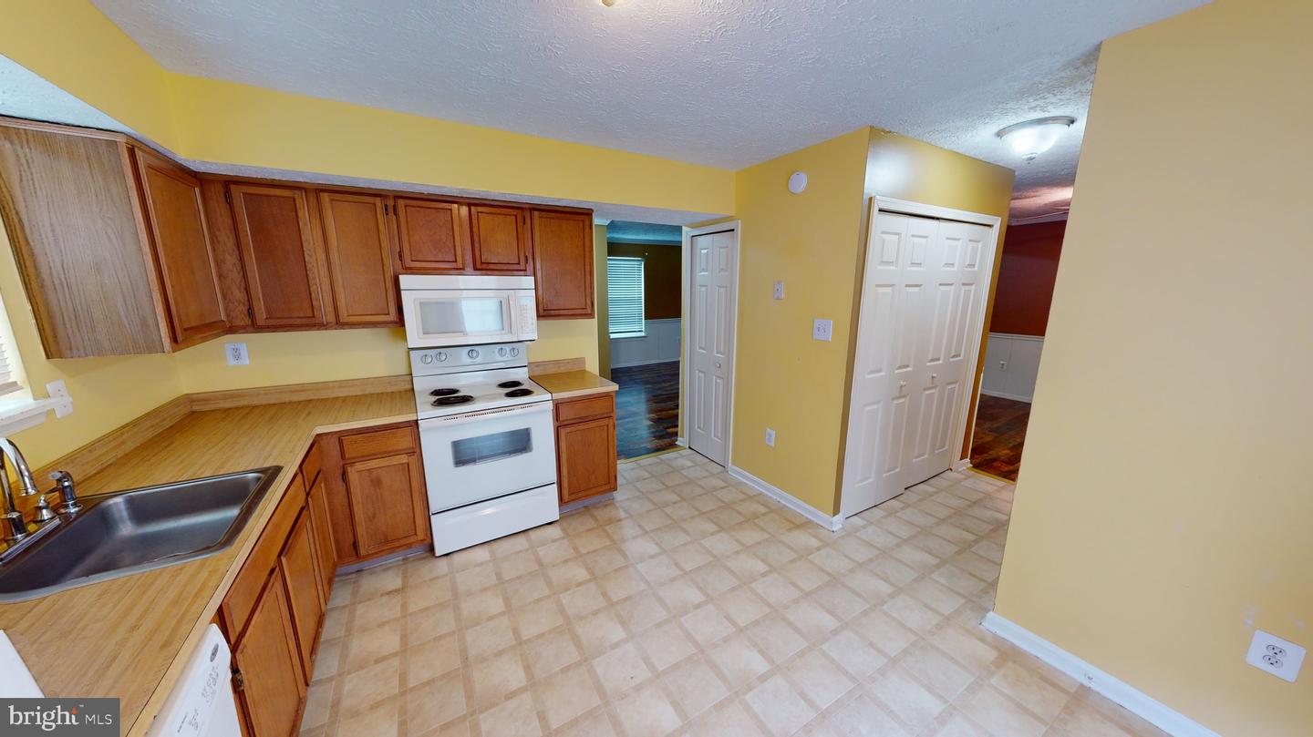 6510 Alopex Rd Property Photo 13