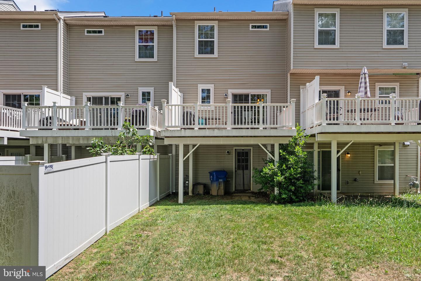 11747 Sunningdale Pl Property Photo 6