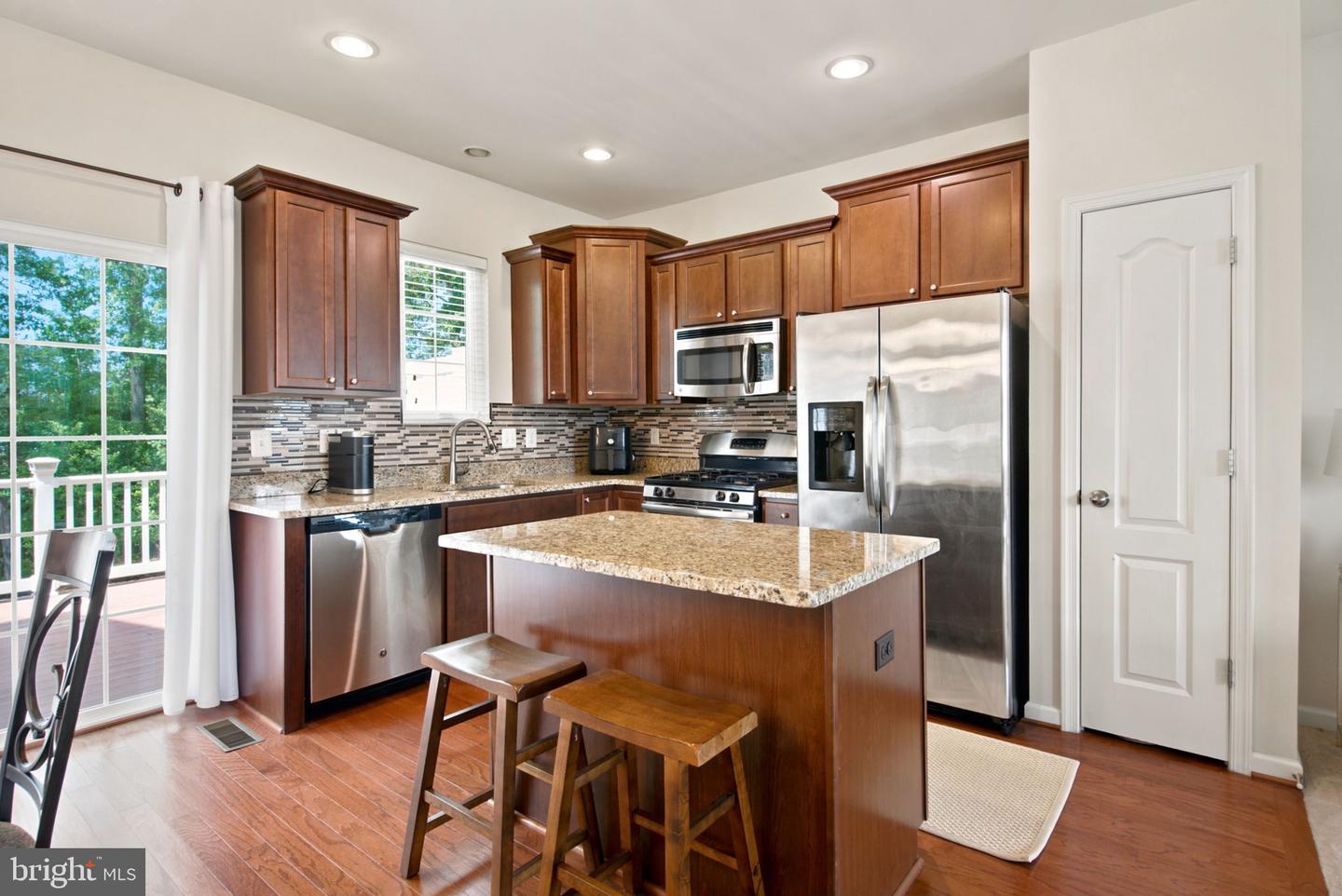 11747 Sunningdale Pl Property Photo 8