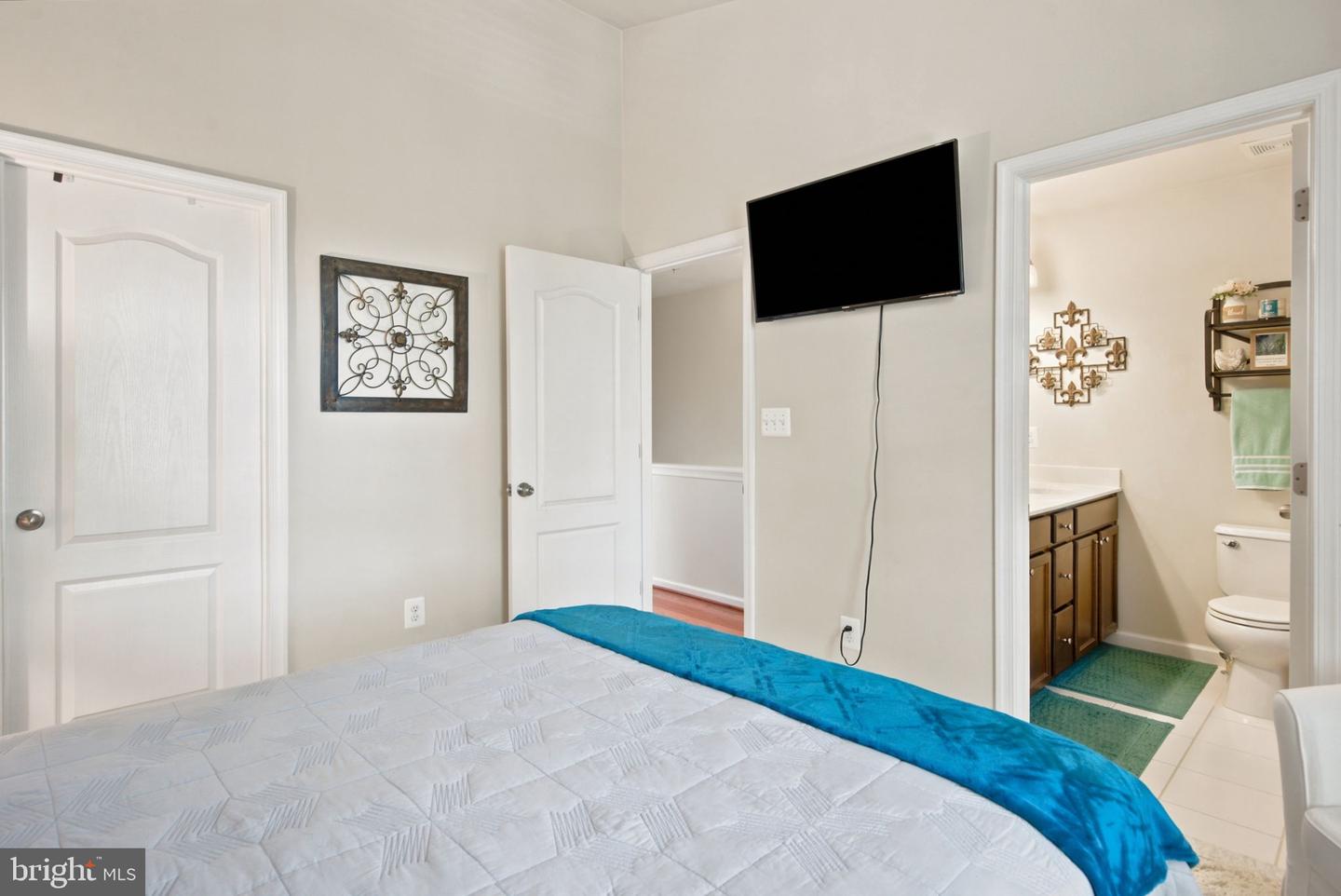 11747 Sunningdale Pl Property Photo 16
