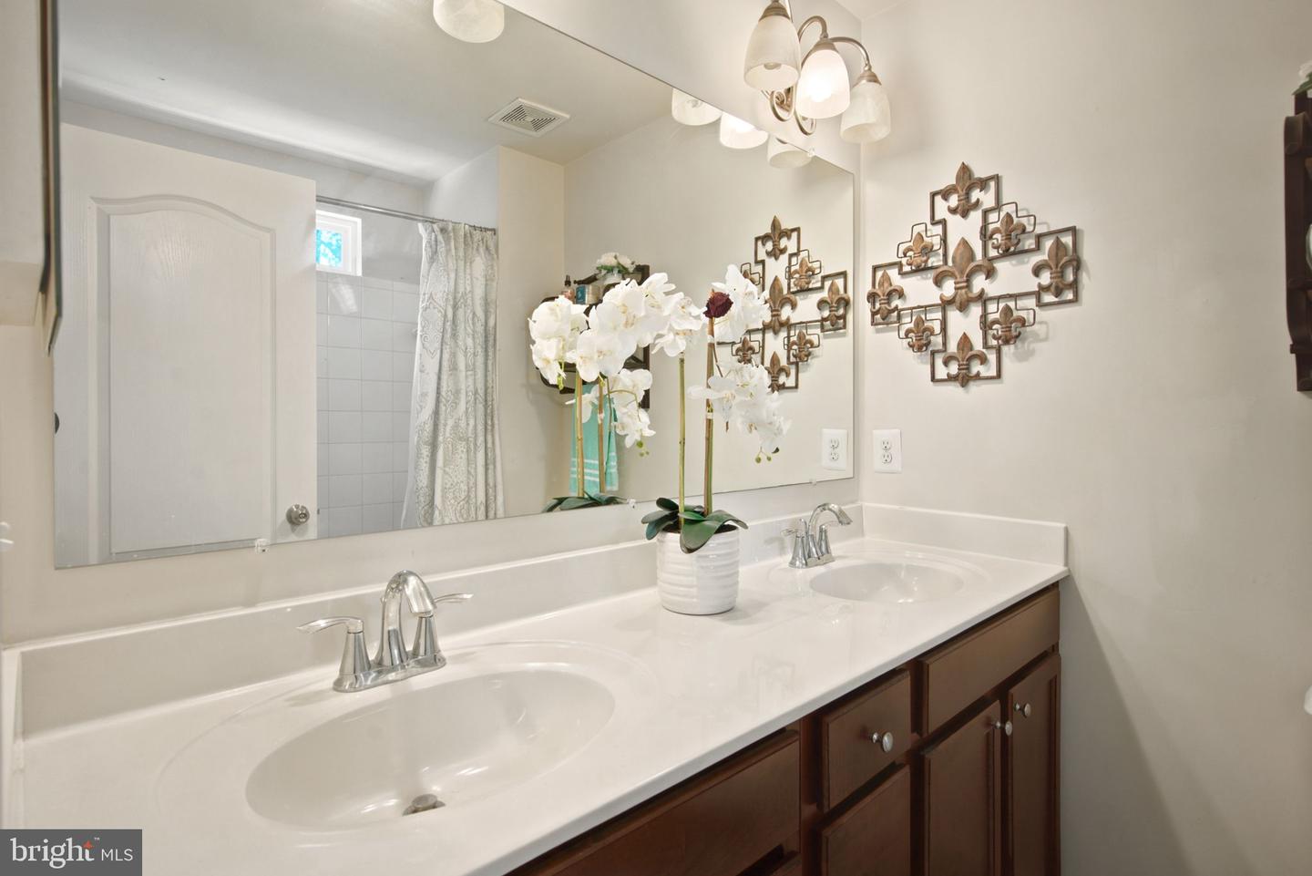11747 Sunningdale Pl Property Photo 17
