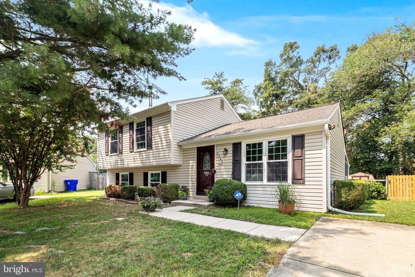 3505 Norwood Ct Property Photo 1