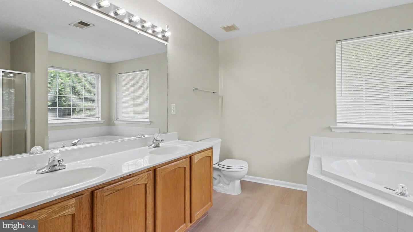 101 Powhatan Ct Property Photo 35
