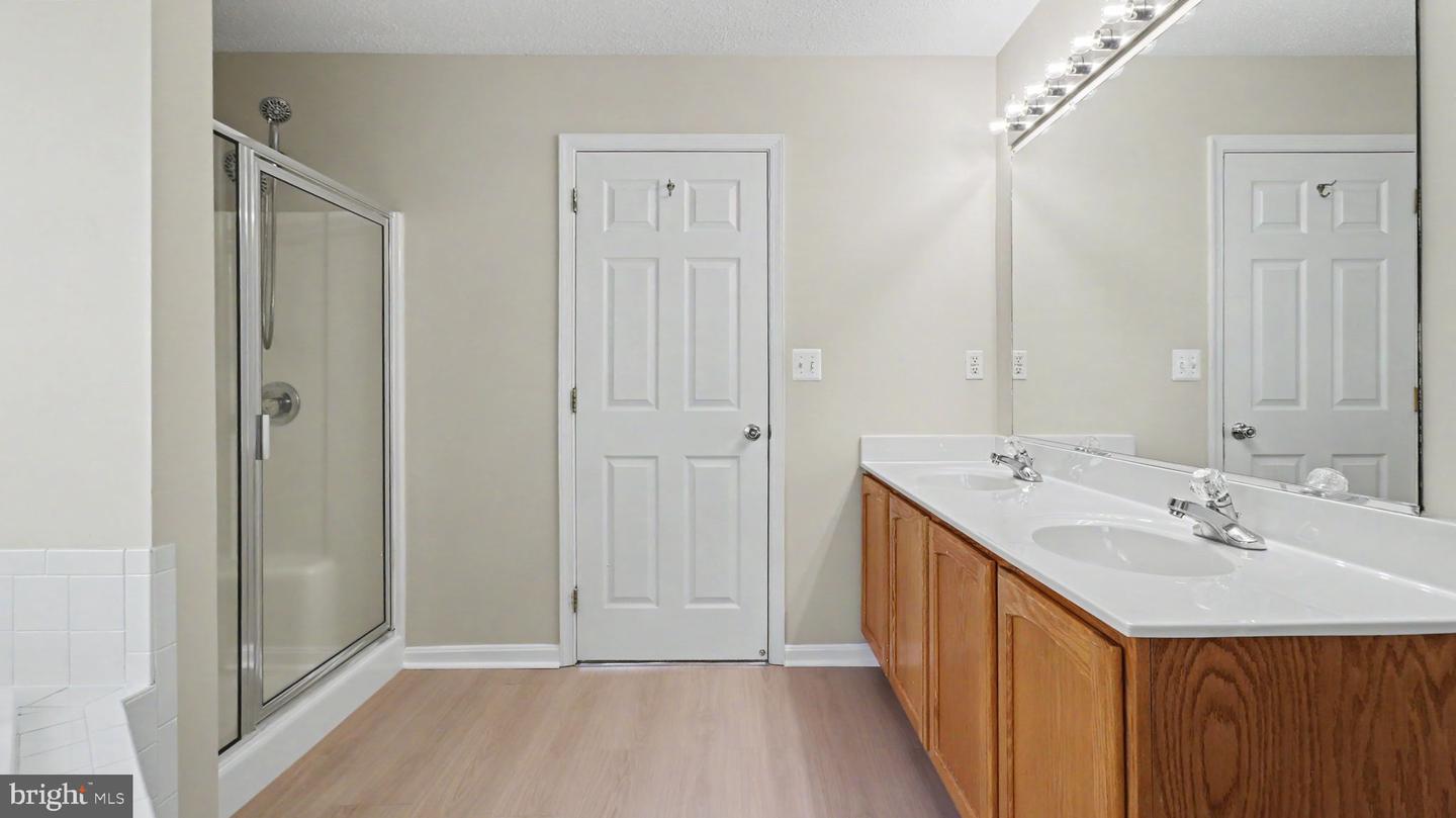 101 Powhatan Ct Property Photo 40