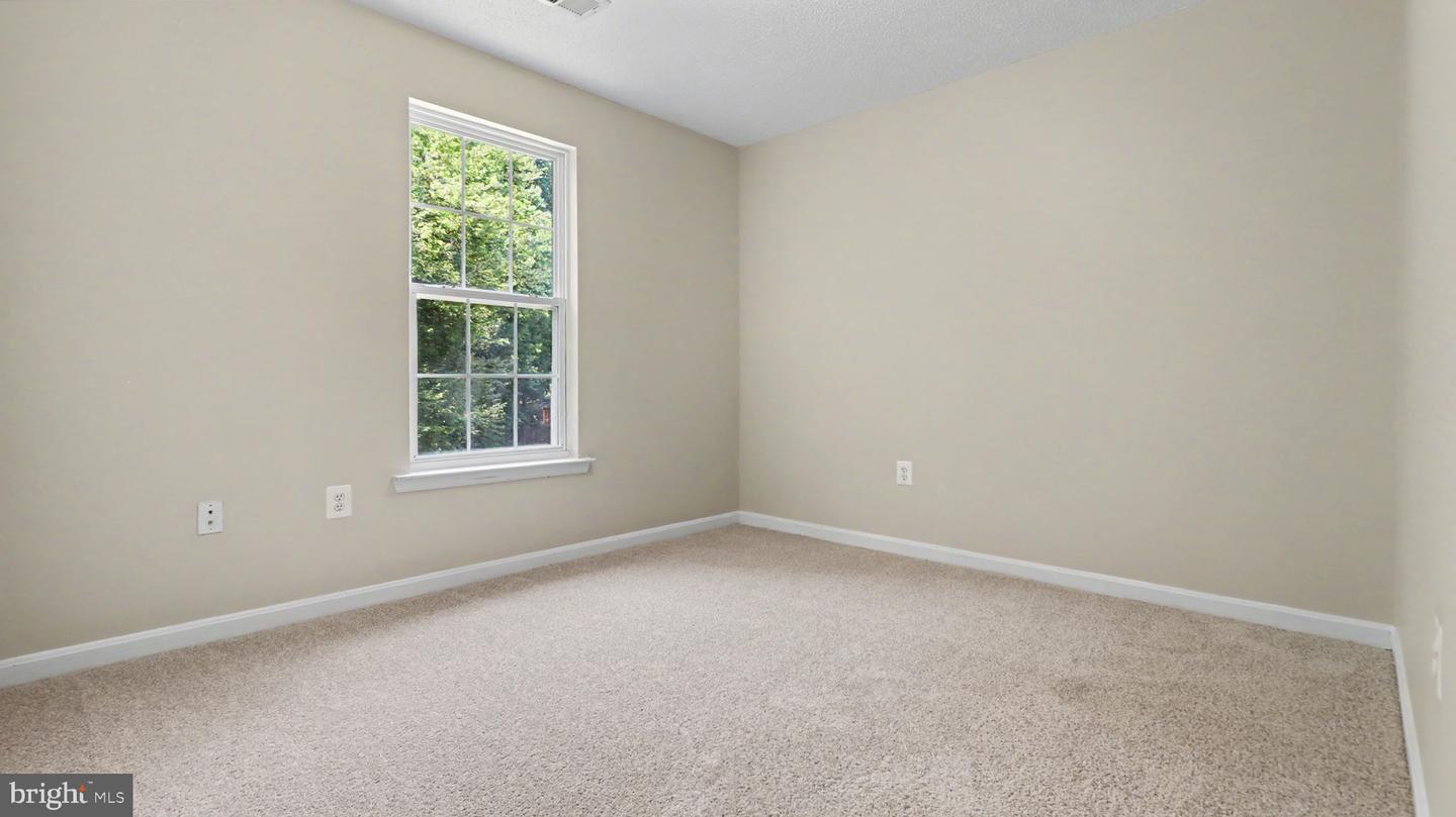 101 Powhatan Ct Property Photo 41