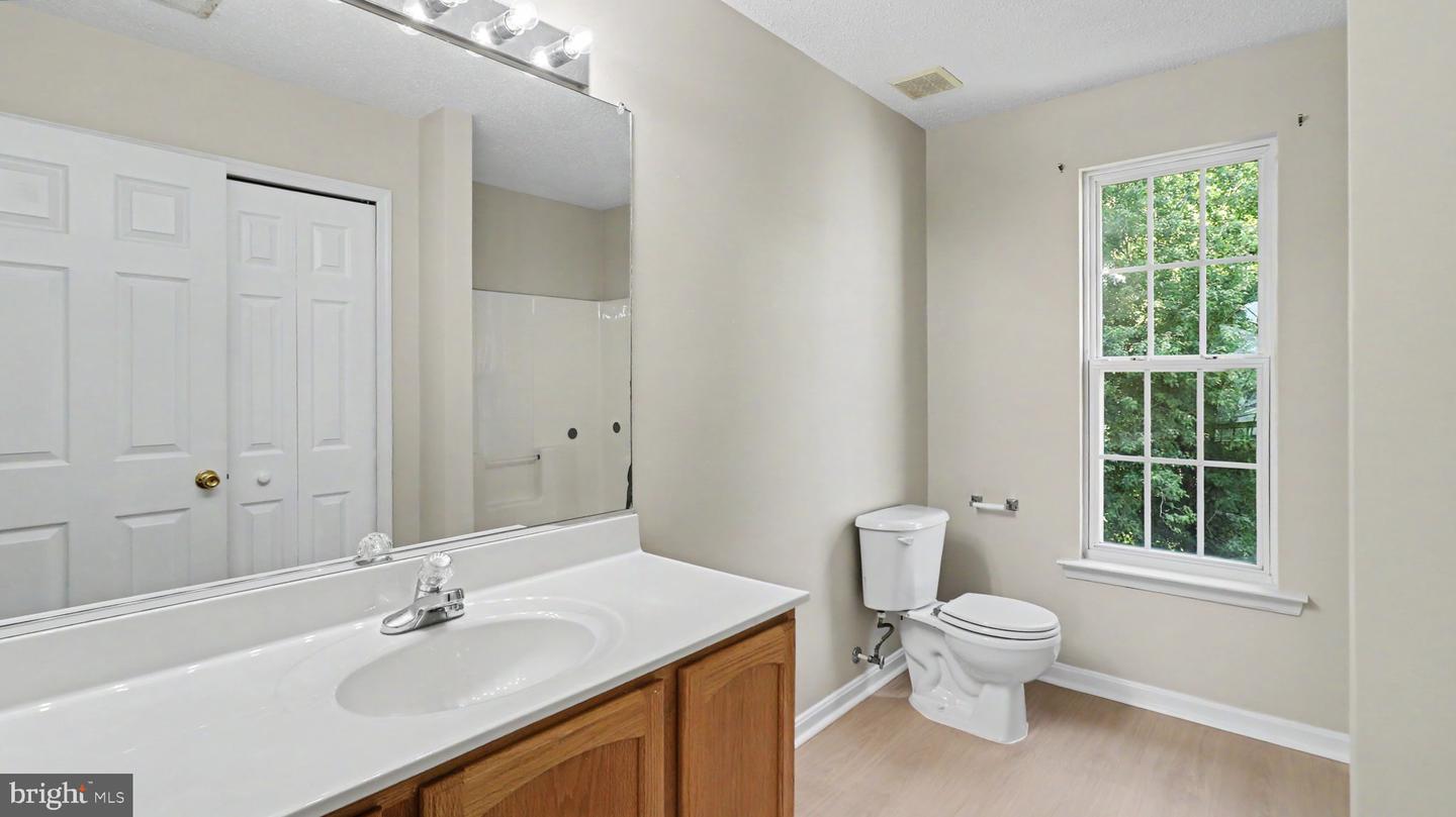 101 Powhatan Ct Property Photo 43