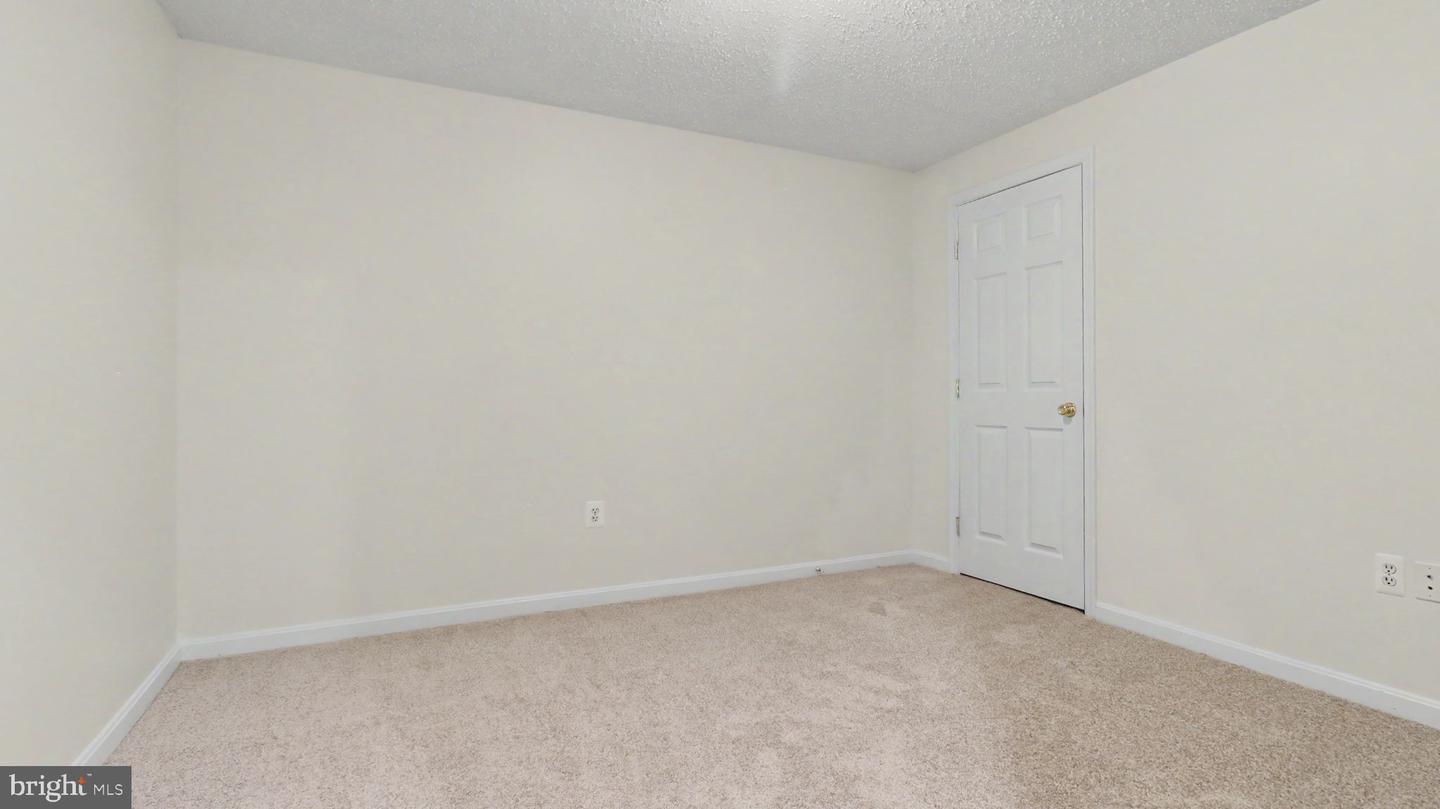 101 Powhatan Ct Property Photo 58