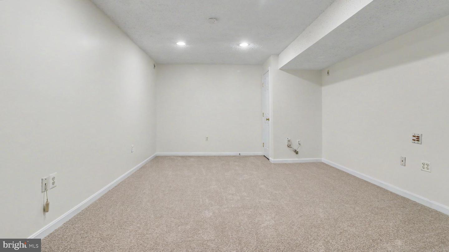 101 Powhatan Ct Property Photo 64