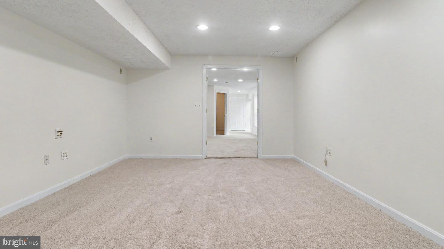 101 Powhatan Ct Property Photo 66