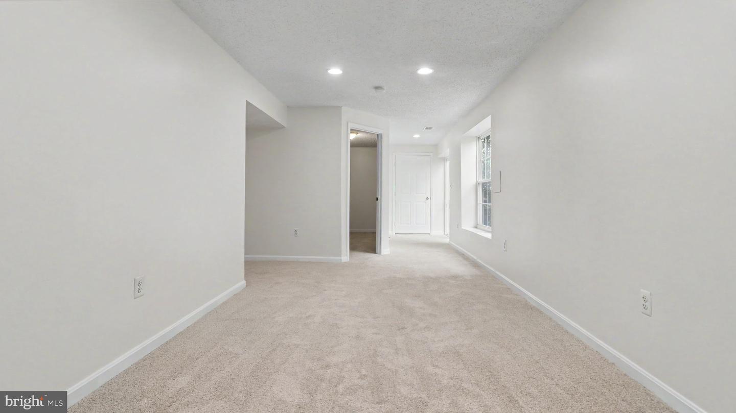 101 Powhatan Ct Property Photo 67