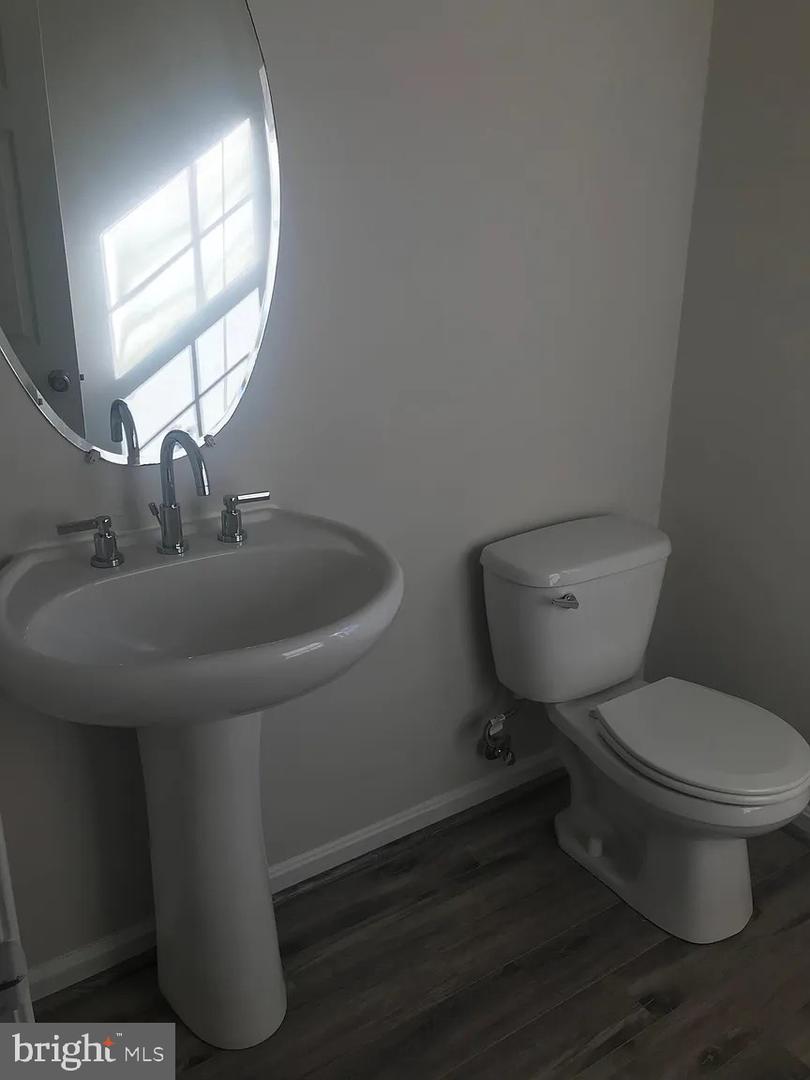 6962 Sparks Ct Property Photo 10