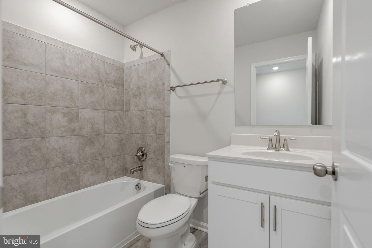 5616 Ludlow Pl Property Photo 43