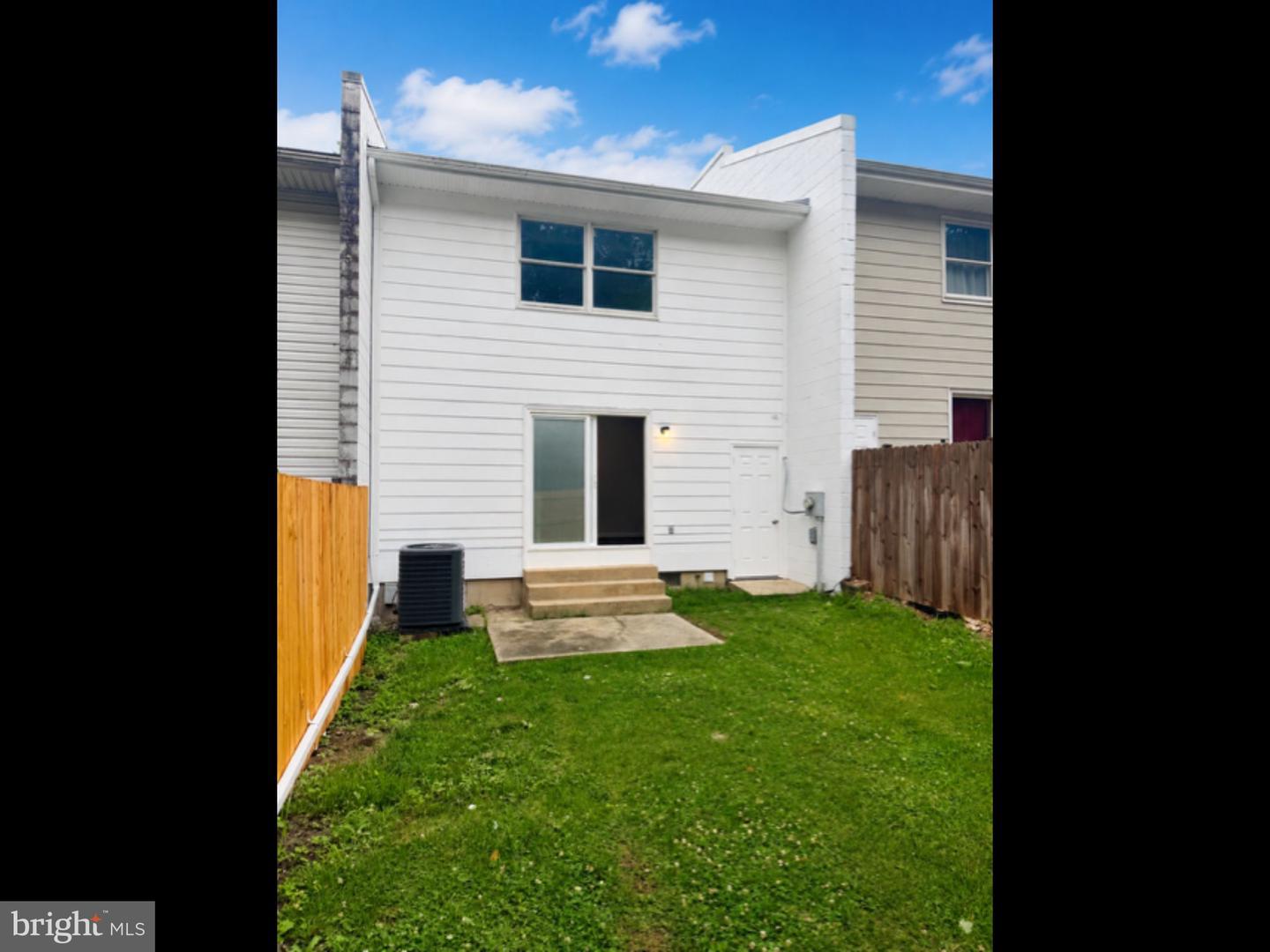 6713 Glen Albin Rd Property Photo 2