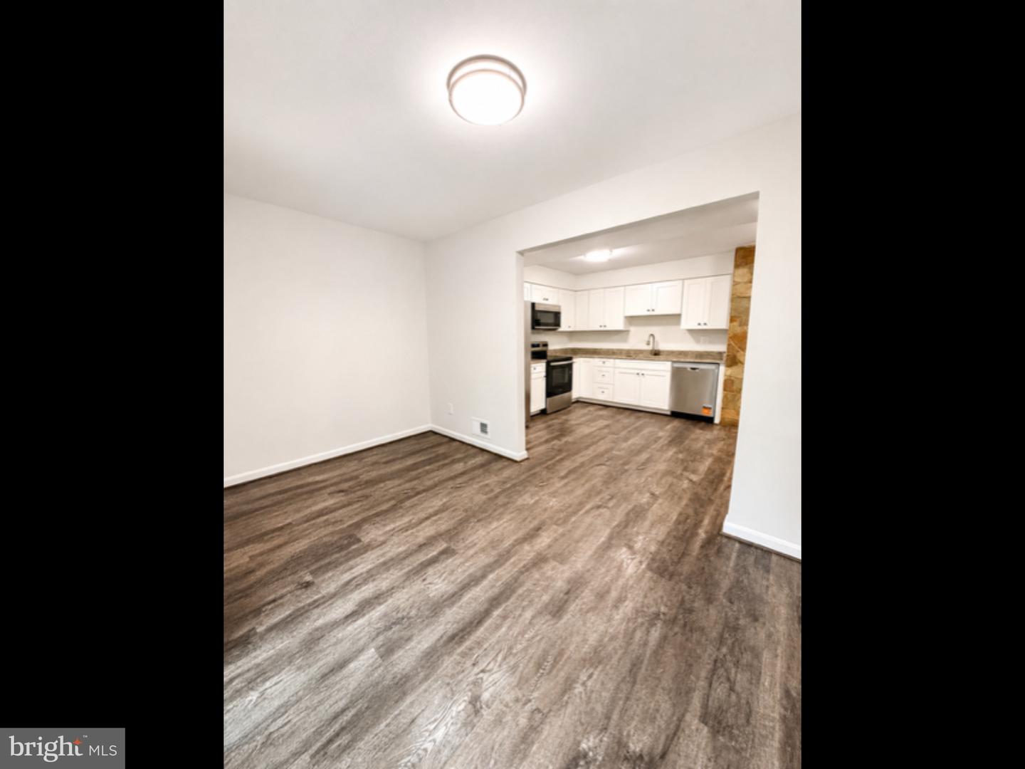 6713 Glen Albin Rd Property Photo 5