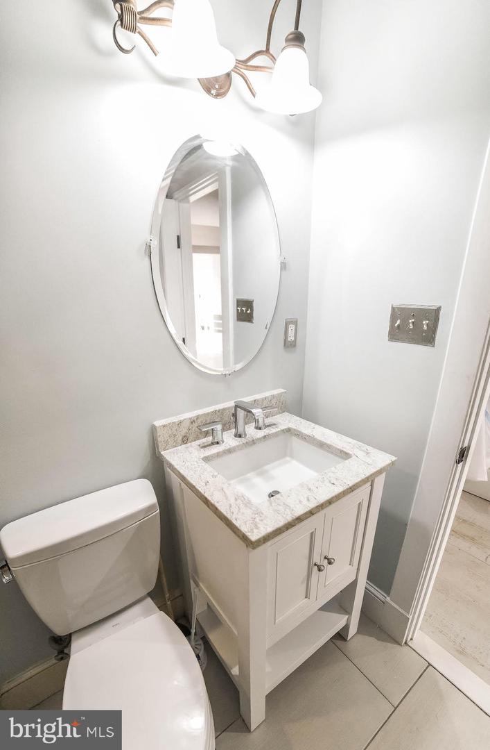 3100 Esser Pl Property Photo 10