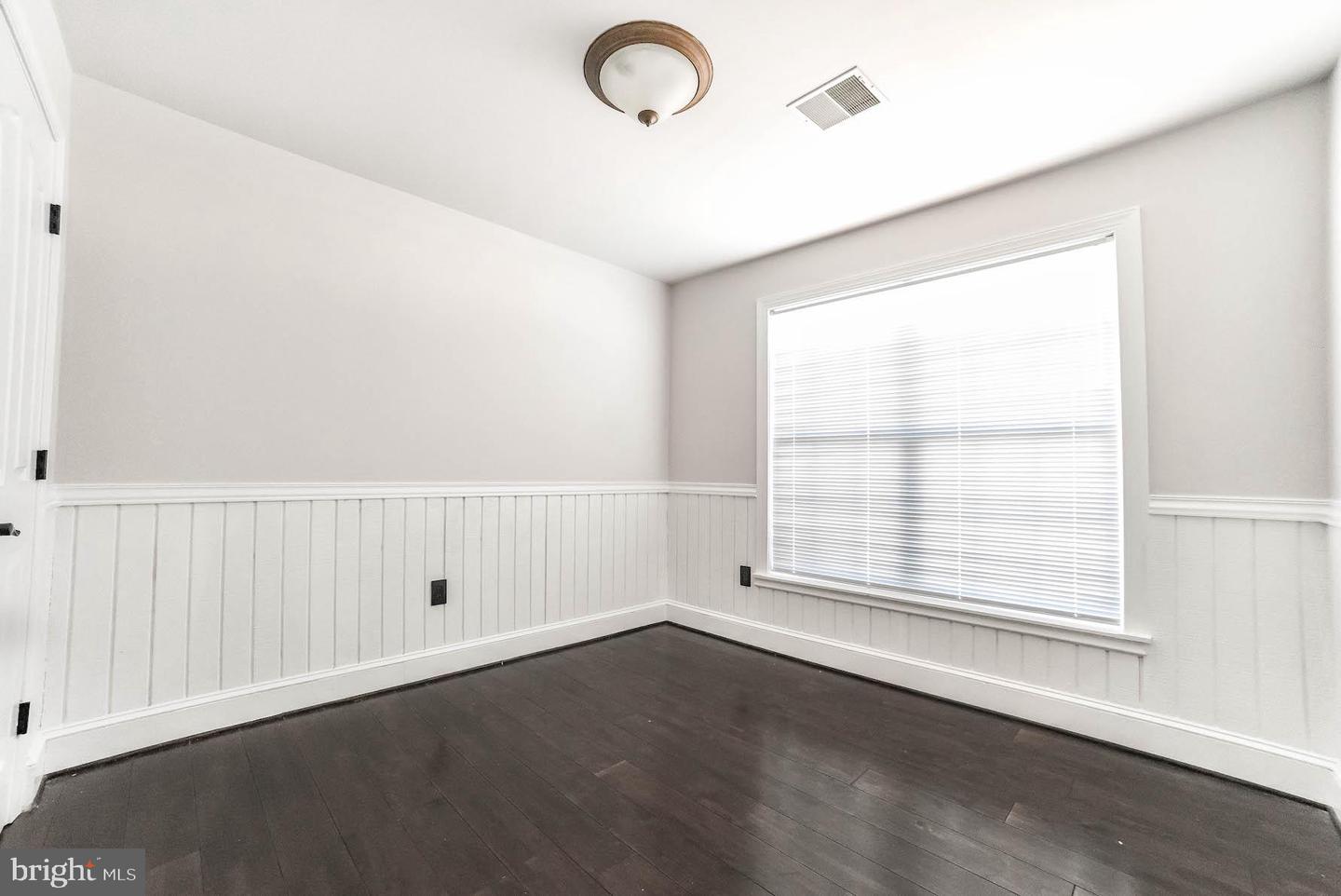 3100 Esser Pl Property Photo 23