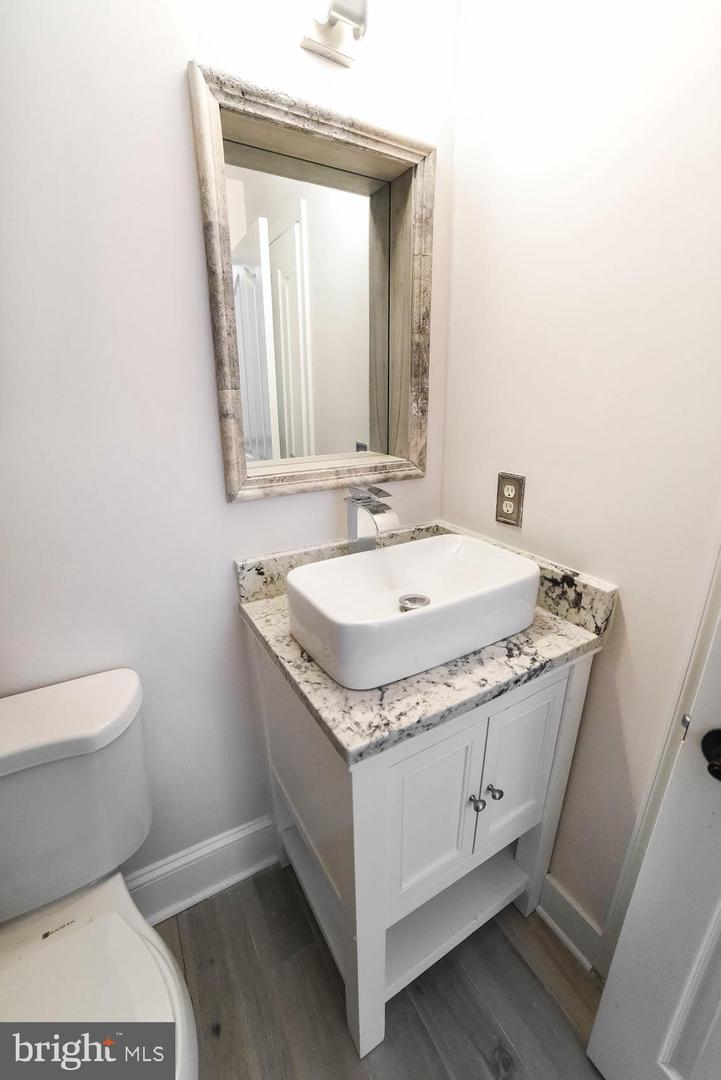 3100 Esser Pl Property Photo 26