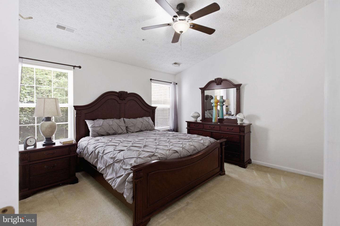 8012 Bullfinch Pl Property Photo 16