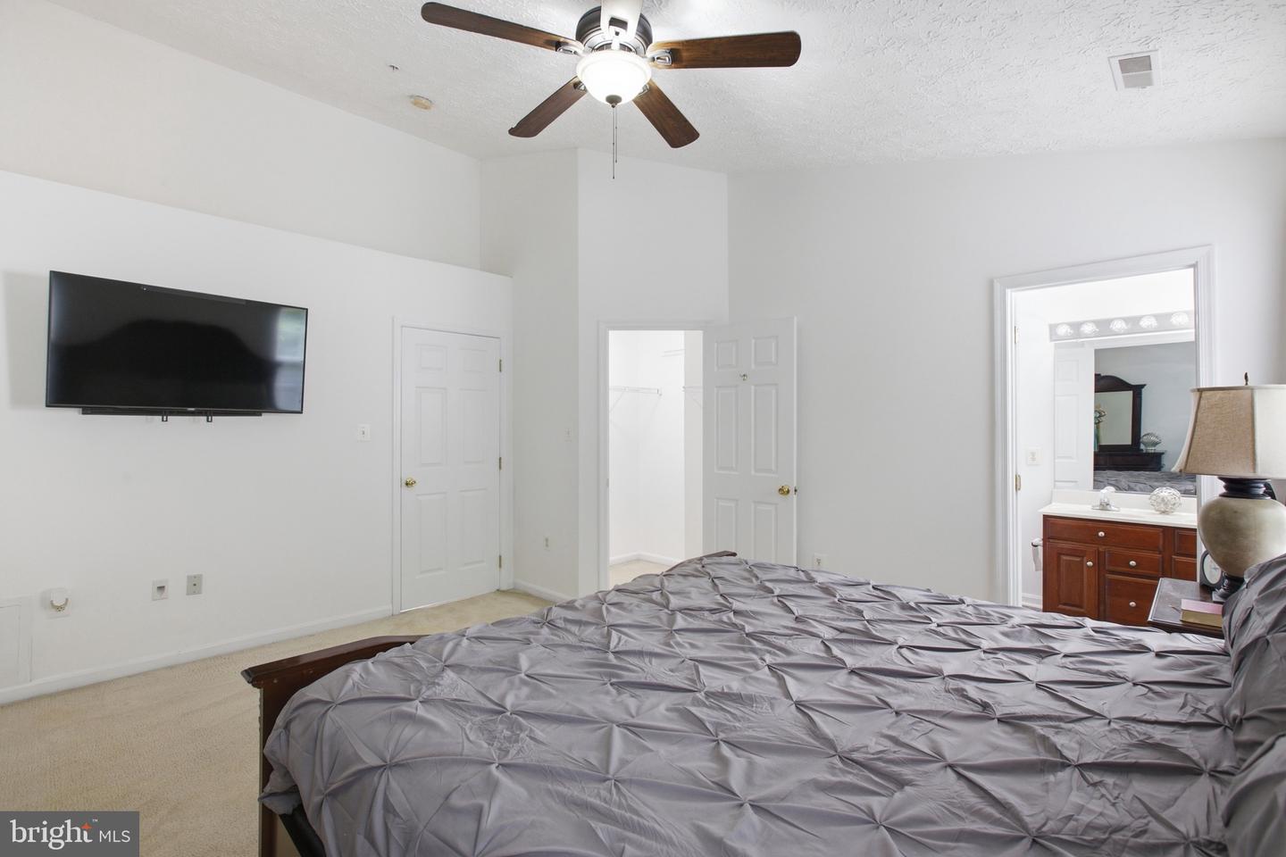 8012 Bullfinch Pl Property Photo 19