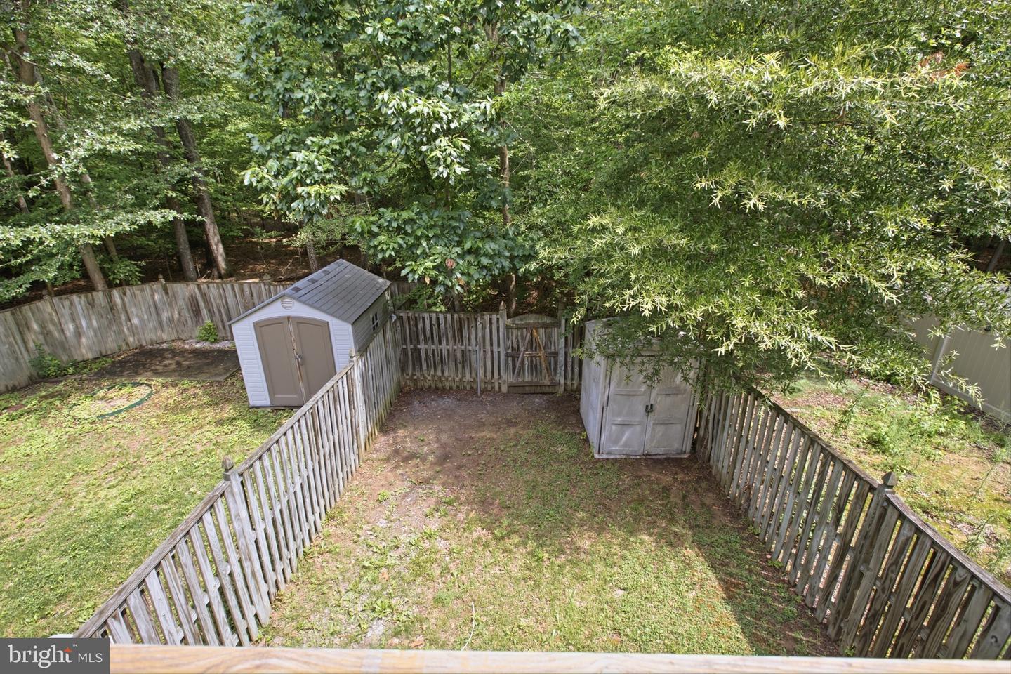 8012 Bullfinch Pl Property Photo 35