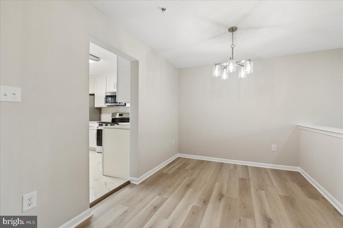 2577 Bolinbrook Ct Property Photo 16