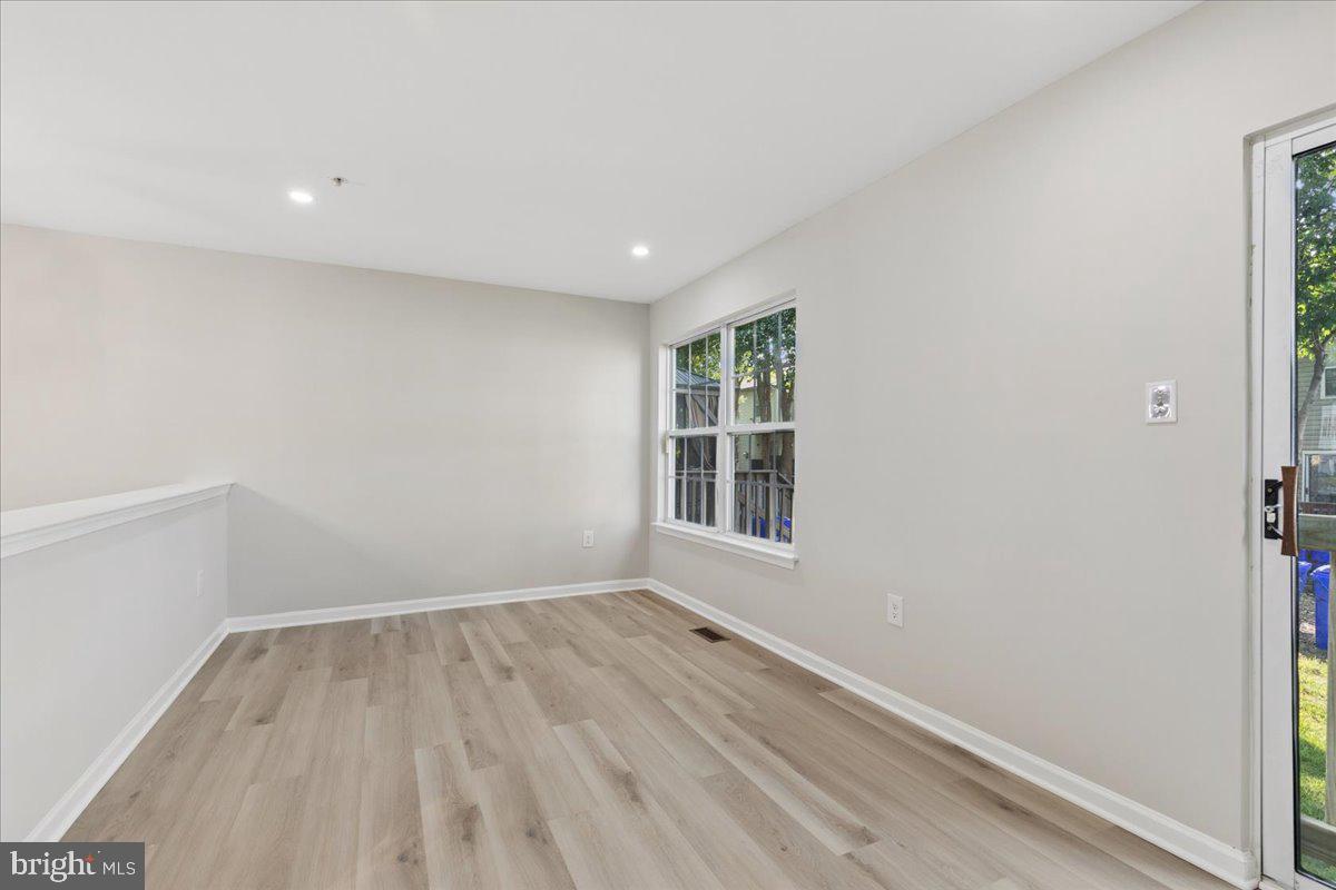 2577 Bolinbrook Ct Property Photo 17