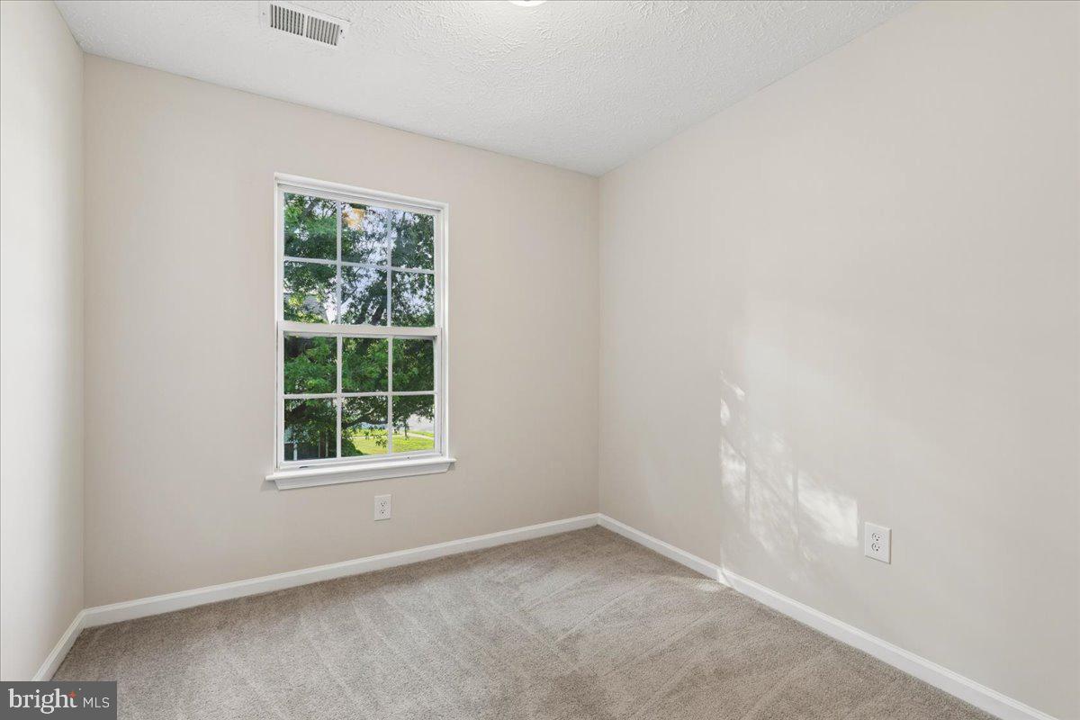 2577 Bolinbrook Ct Property Photo 30