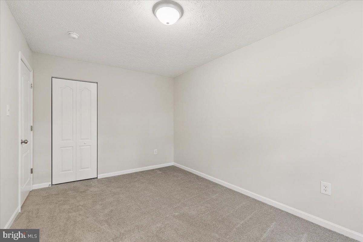 2577 Bolinbrook Ct Property Photo 37