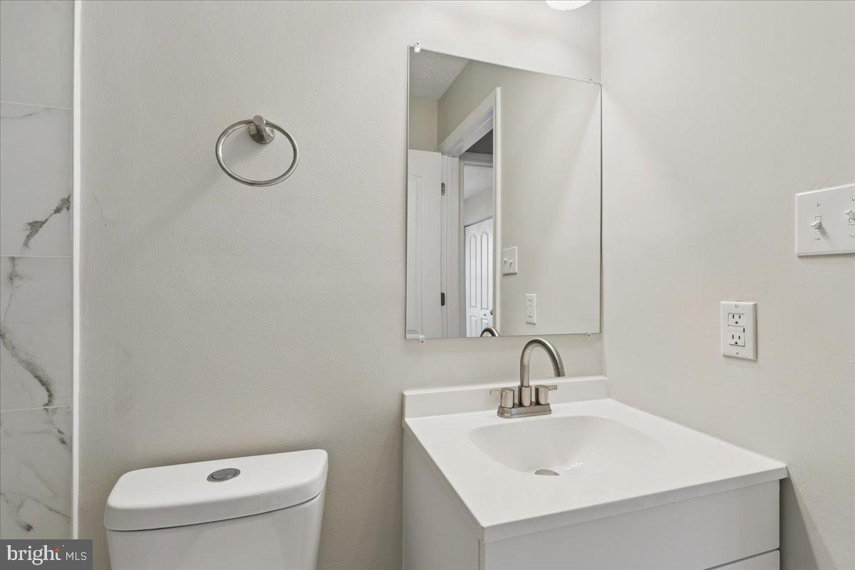 2577 Bolinbrook Ct Property Photo 39