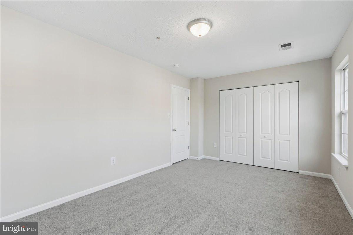 2577 Bolinbrook Ct Property Photo 42
