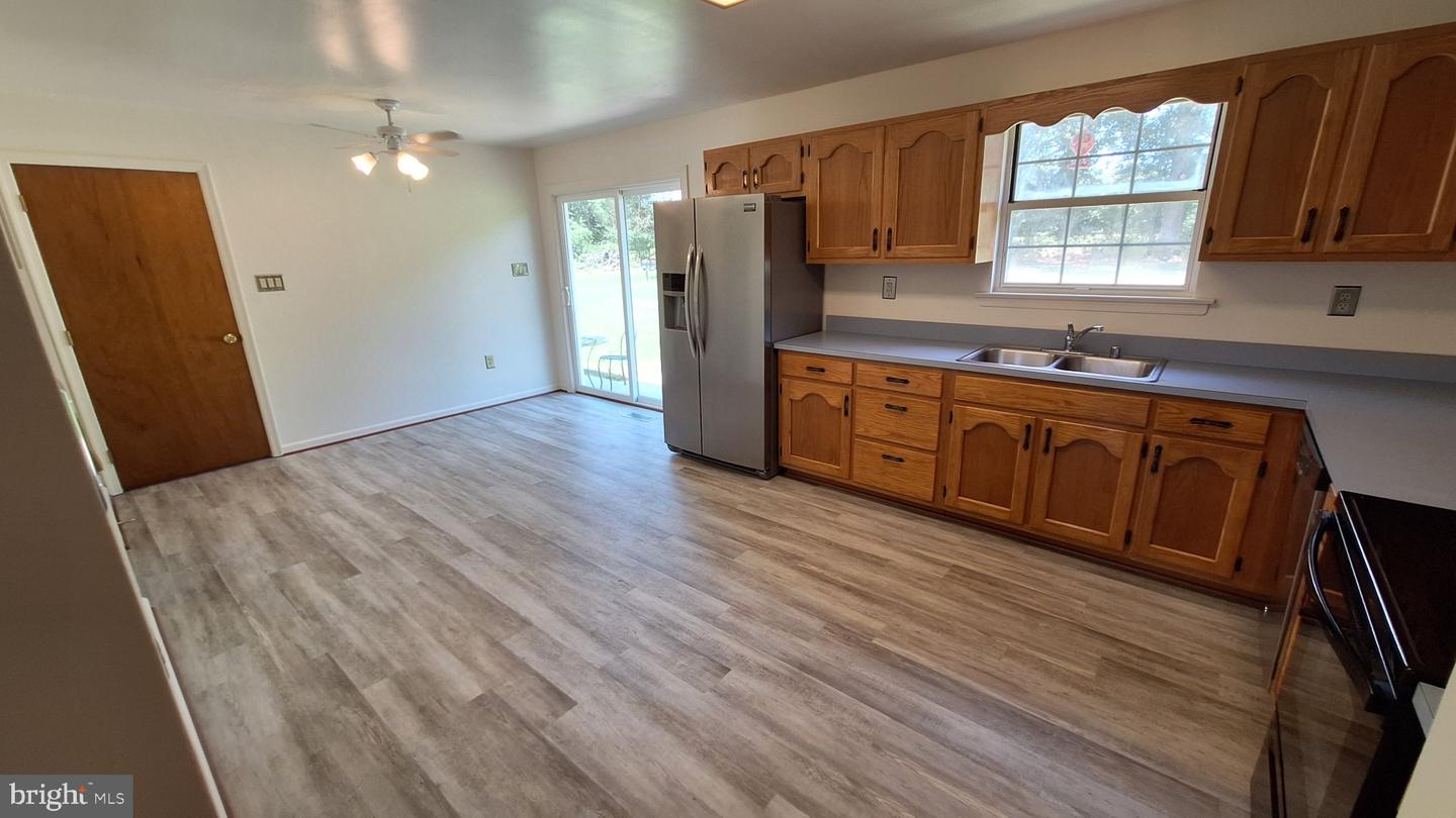 7108 Glen Albin Rd Property Photo 4