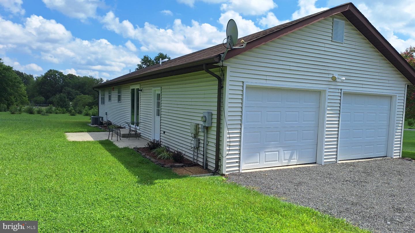 7108 Glen Albin Rd Property Photo 21