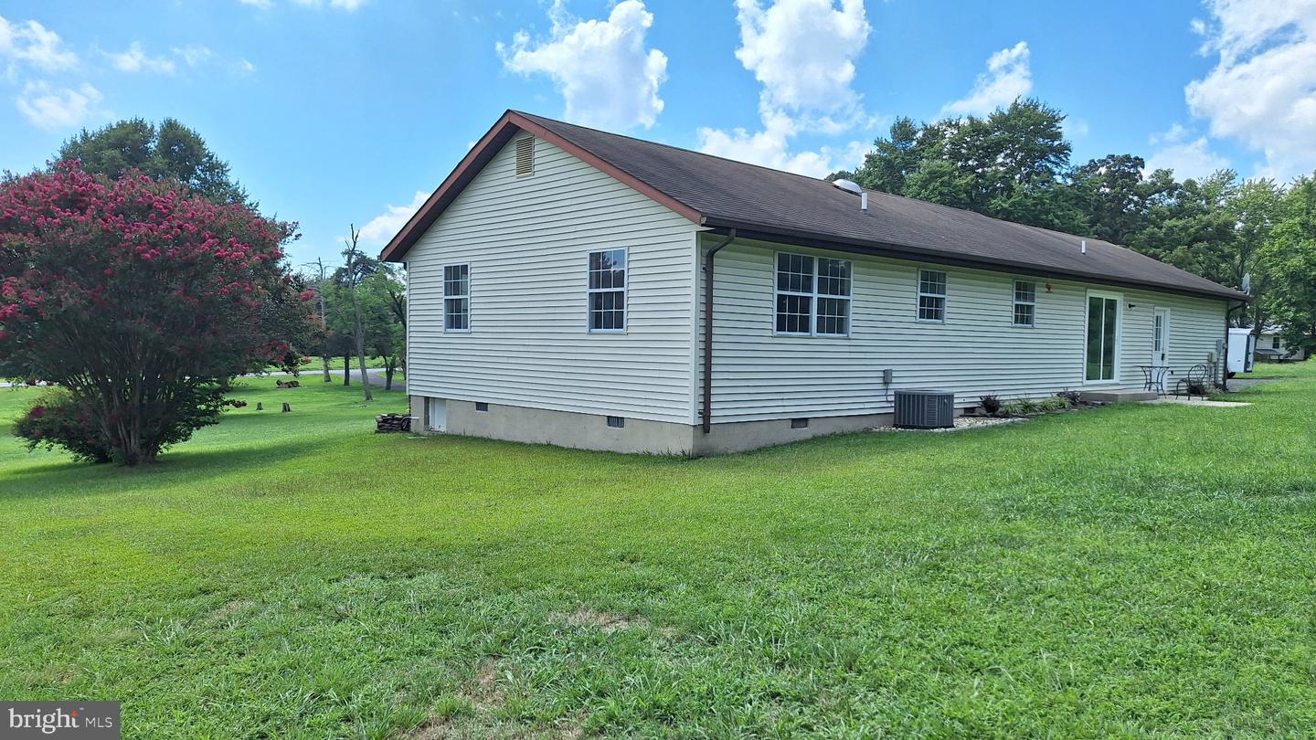 7108 Glen Albin Rd Property Photo 22
