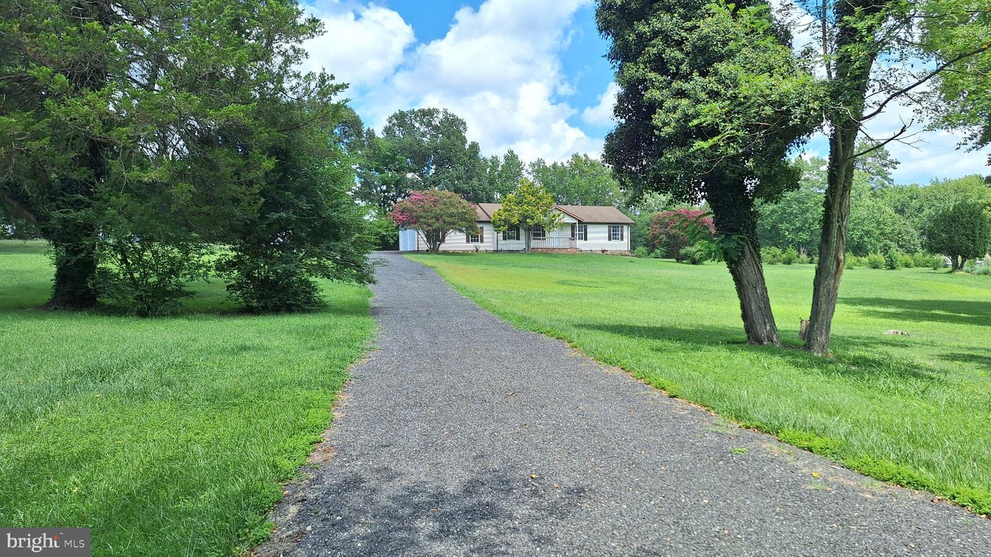 7108 Glen Albin Rd Property Photo 24