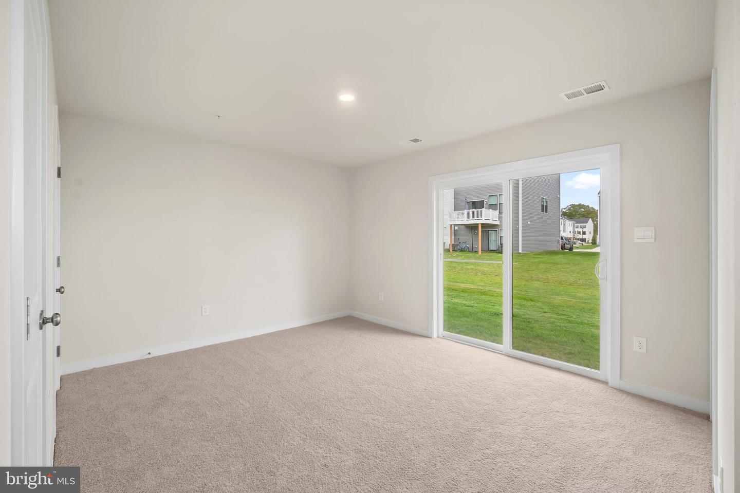 170 Soft Rush Ln Property Photo 4