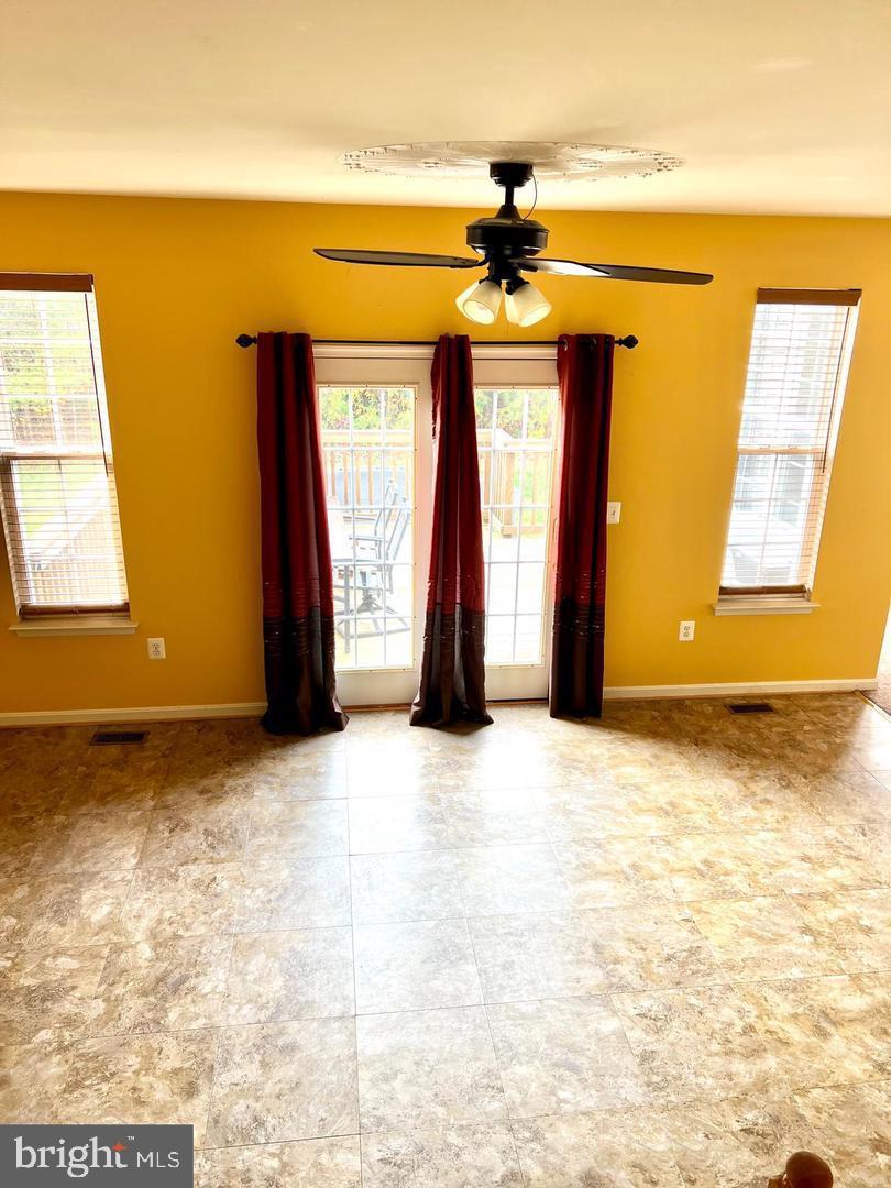 10017 Wamsley Ct Property Photo 3