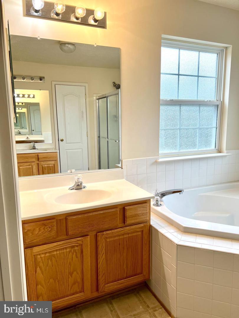 10017 Wamsley Ct Property Photo 10