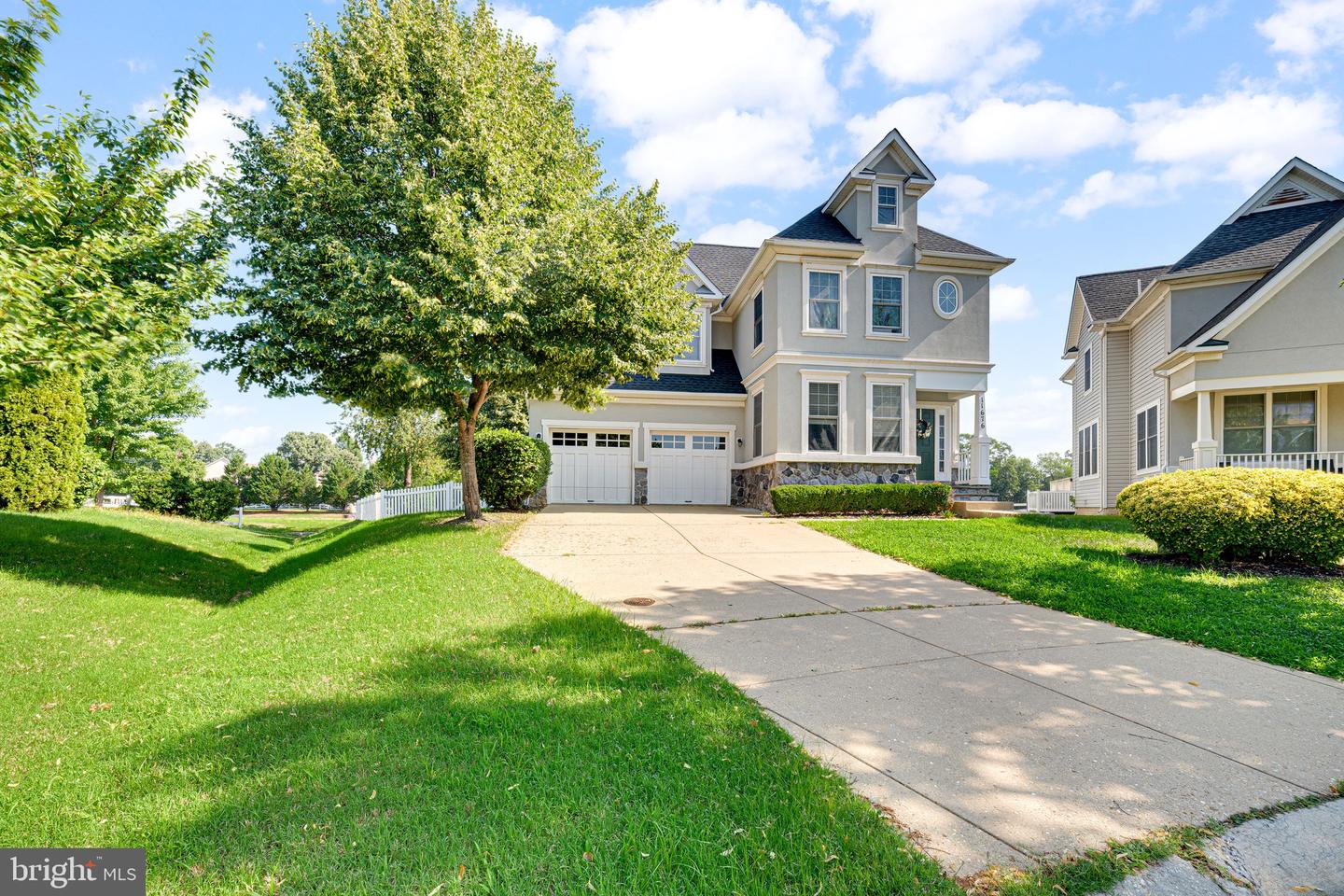 11676 Fountainhead Ct Property Photo 2