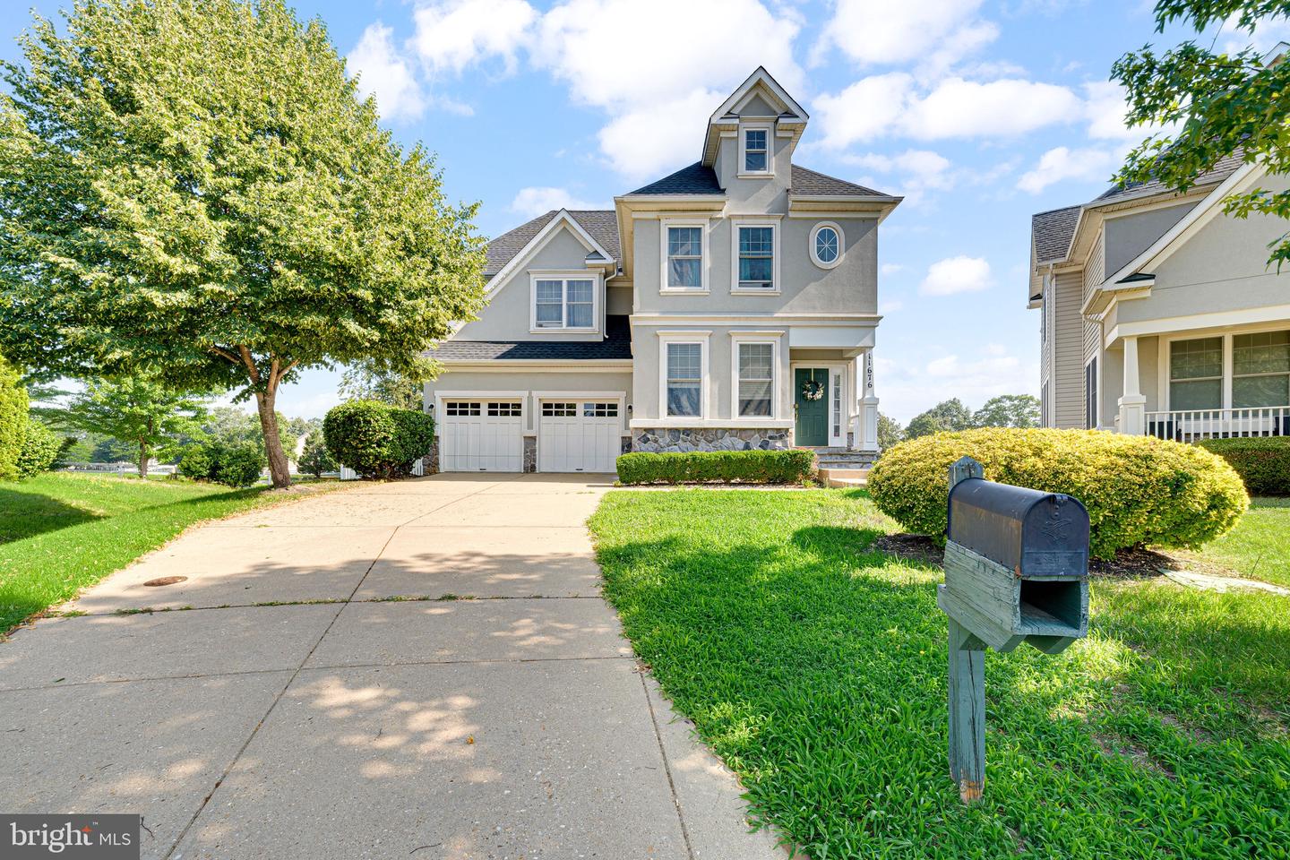 11676 Fountainhead Ct Property Photo 3