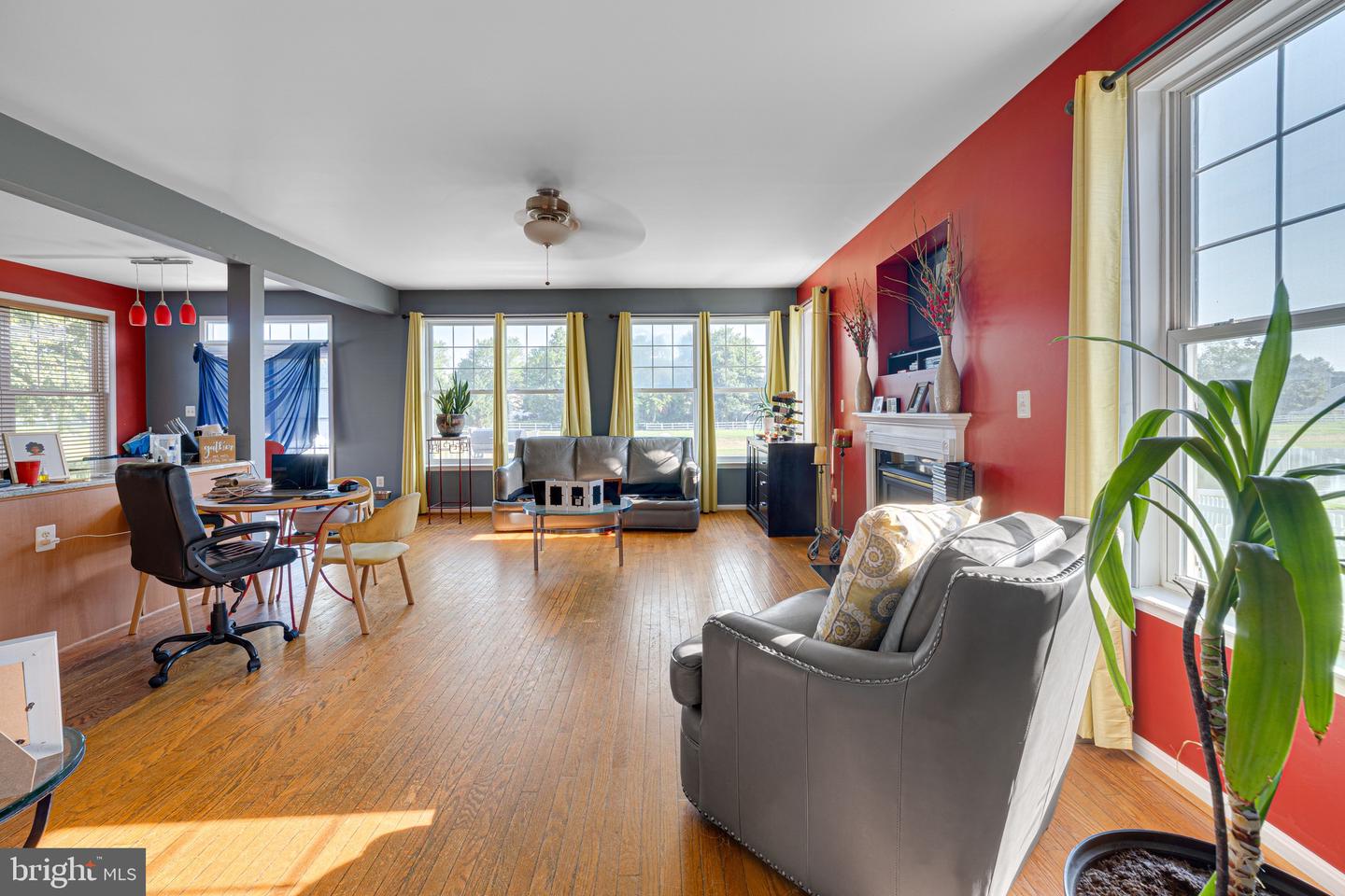 11676 Fountainhead Ct Property Photo 9