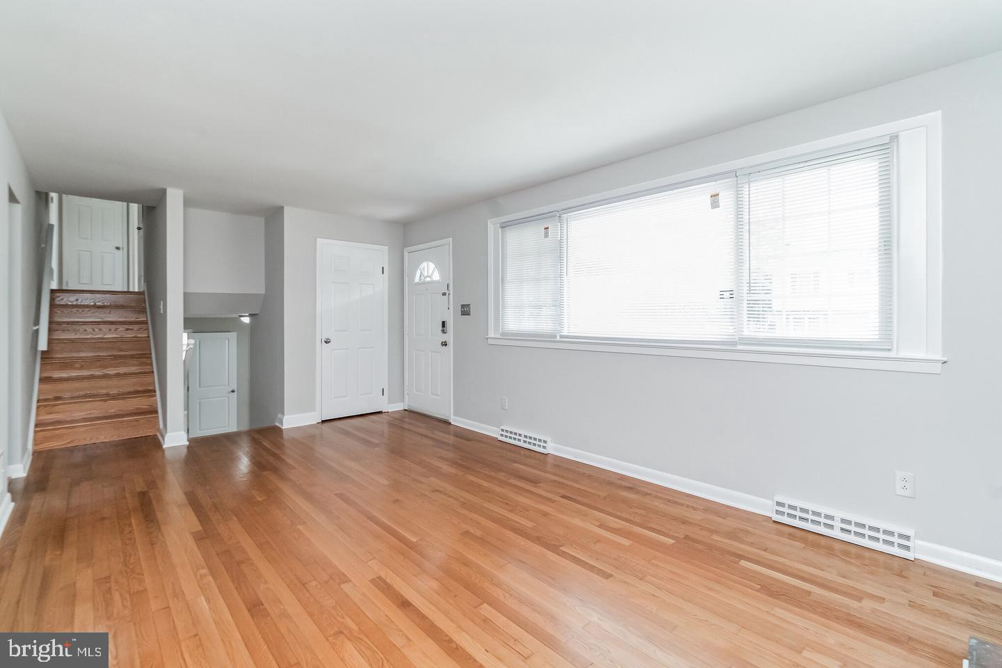 5 Maple St Property Photo 3